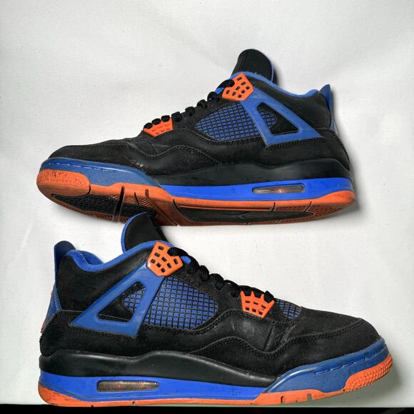 Size 10.5 - Nike Air Jordan 4 Retro Cavs Men's Shoes - Picture 3 of 8